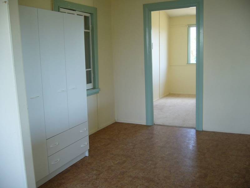 102 Orpen Street, Dalby QLD 4405