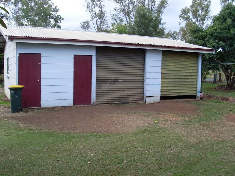 32 Market Street, Jandowae QLD 4410