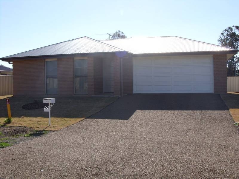 2 Dakota Place, Dalby QLD 4405