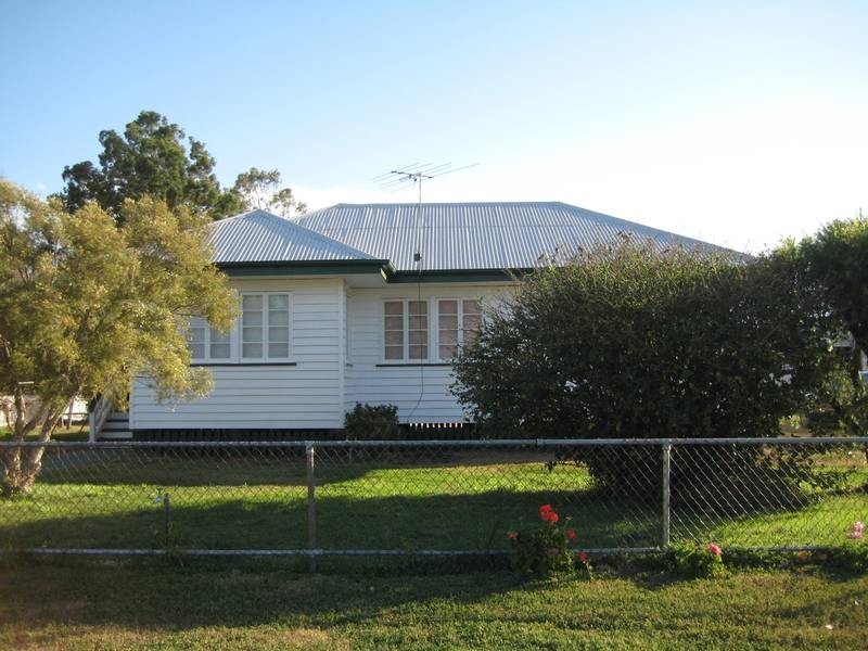 64 Eva Street, Jandowae QLD 4410