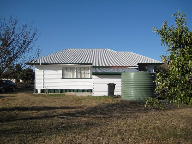 64 Eva Street, Jandowae QLD 4410