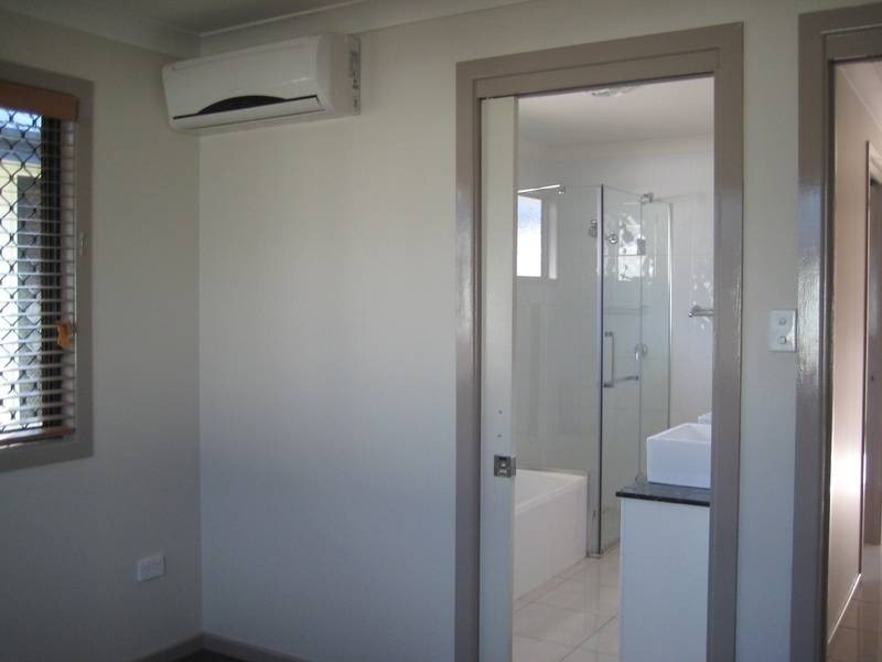 1/122 Edward Street, Dalby QLD 4405