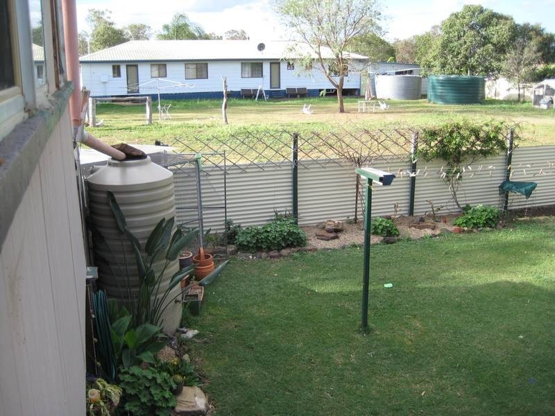 7 DeLacy Street, Kaimkillenbun QLD 4406