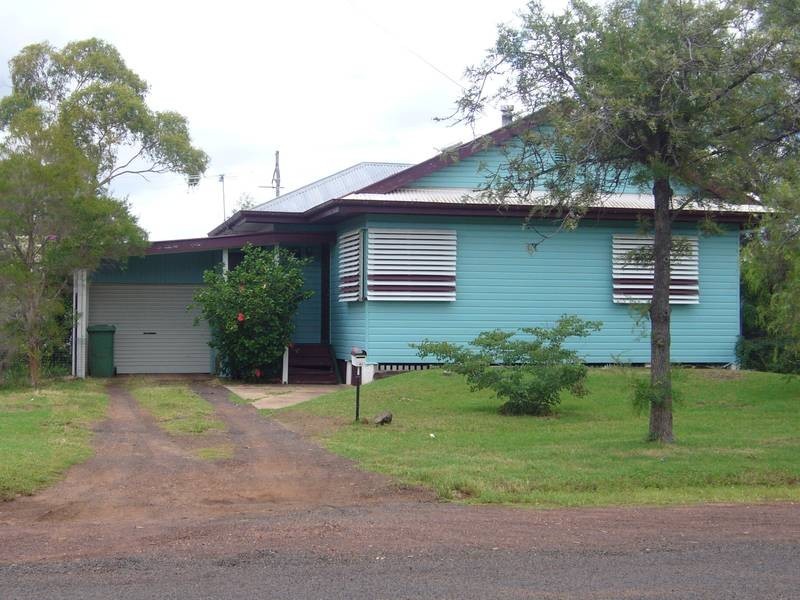 41 Drury Street, Dalby QLD 4405