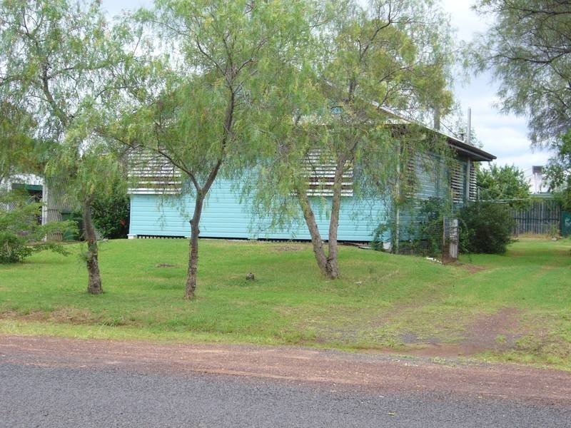 41 Drury Street, Dalby QLD 4405