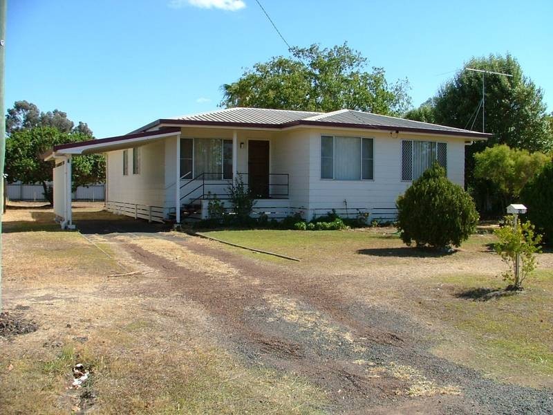 90a Pratten Street, Dalby QLD 4405