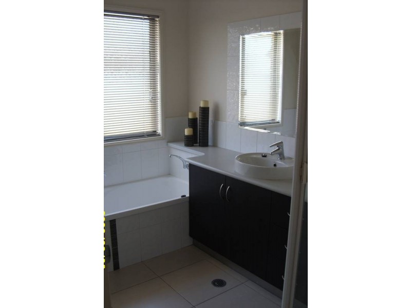 11 Burke Street, Dalby QLD 4405