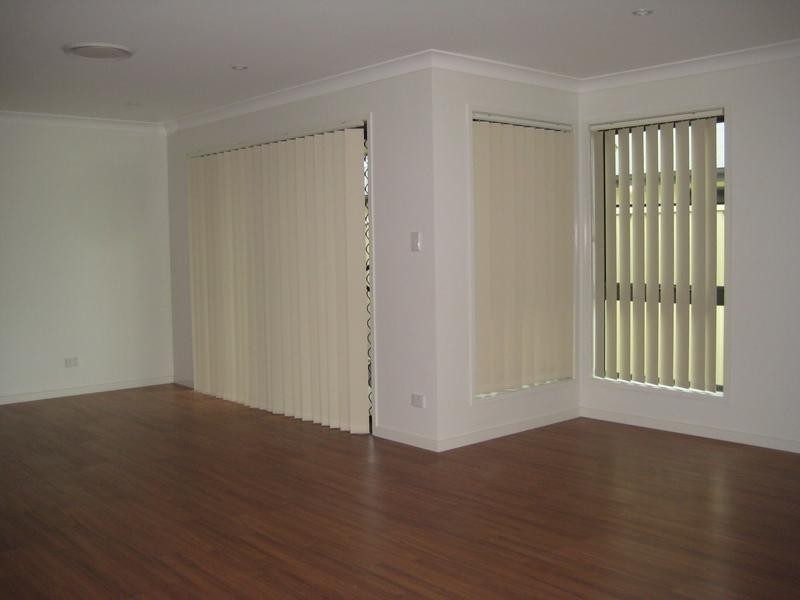 2/11 Alfred Street, Dalby QLD 4405