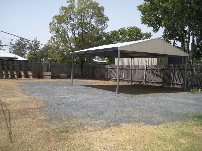 25 Palmer Street, Dalby QLD 4405