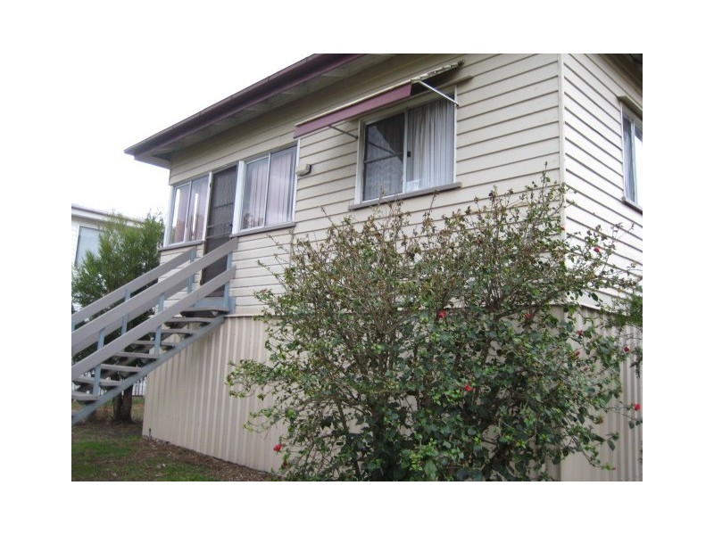 39 Bagot Street, Dalby QLD 4405