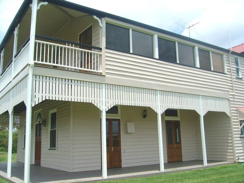 120 Oakwood Street, Dalby QLD 4405