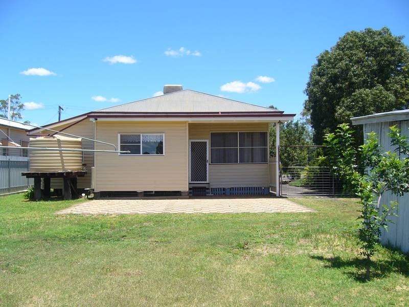 7 Patrick St, Dalby QLD 4405