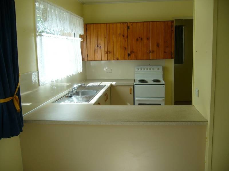 9 Raynor Street, Dalby QLD 4405