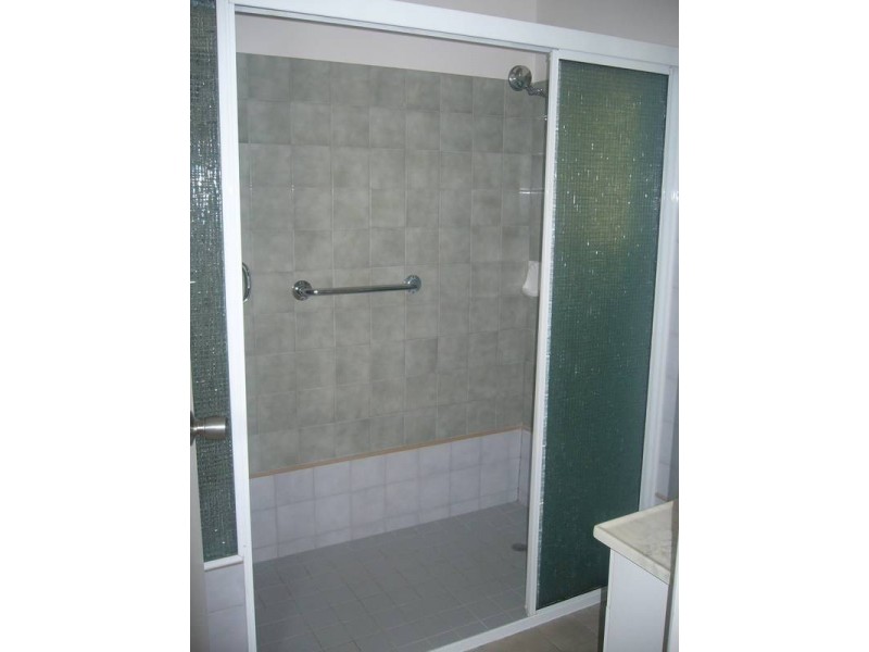 2/8 New Street, Dalby QLD 4405