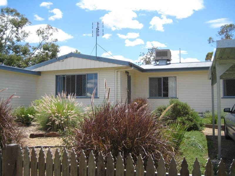 39 Alfred Street, Dalby QLD 4405