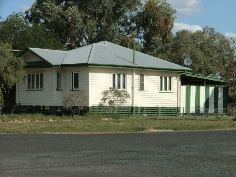 64 Alfred Street, Dalby QLD 4405
