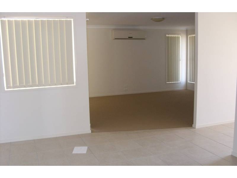 3 Barry Place, Dalby QLD 4405