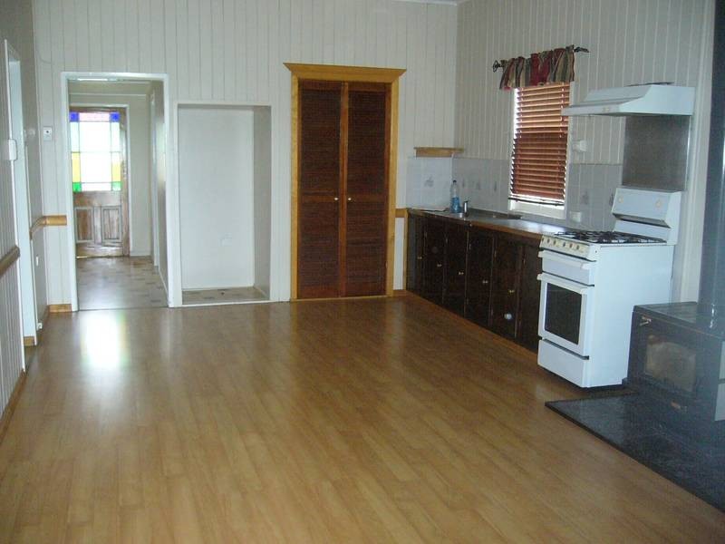 177 Pratten St, Dalby QLD 4405