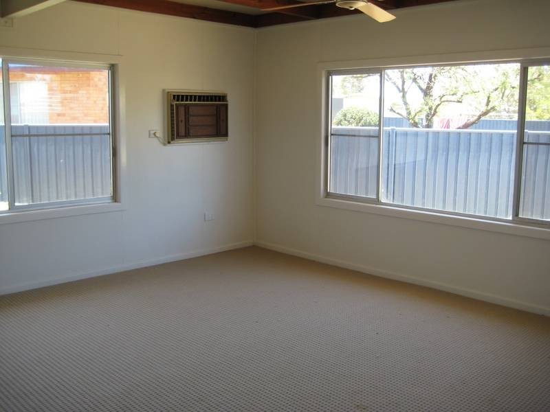 19 Bligh Street, Dalby QLD 4405