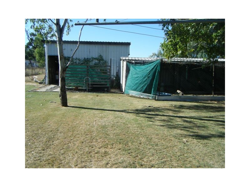 73 Rugby Street, Mitchell QLD 4465