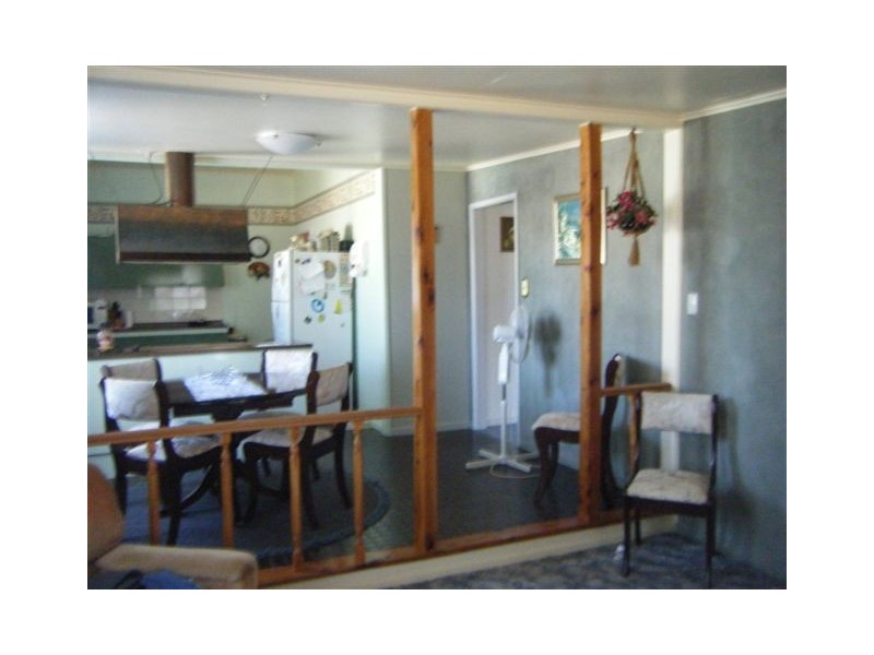 73 Rugby Street, Mitchell QLD 4465