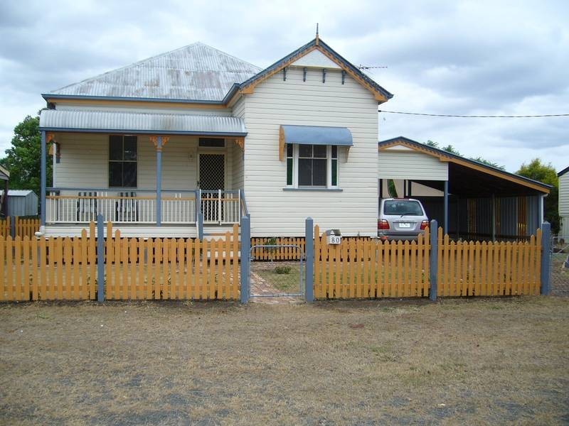 80 Edward Street, Dalby QLD 4405