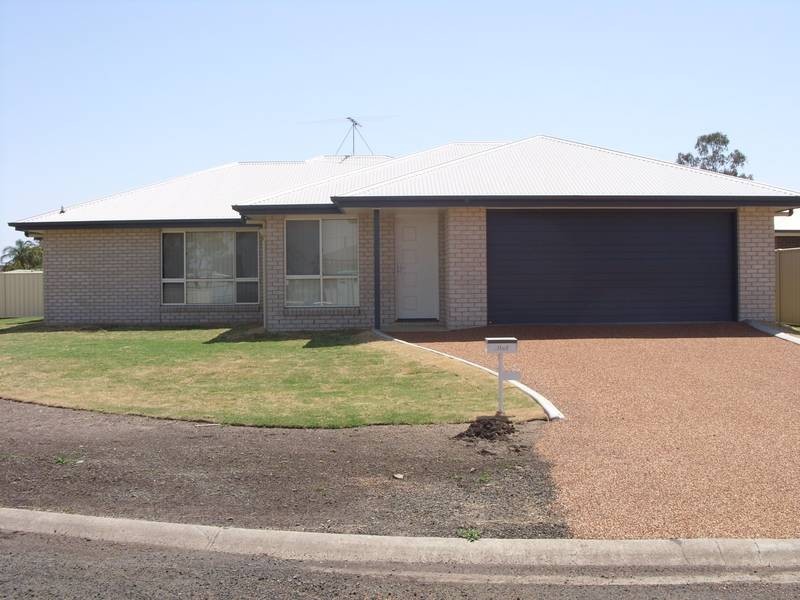 8 Dakota Place, Dalby QLD 4405