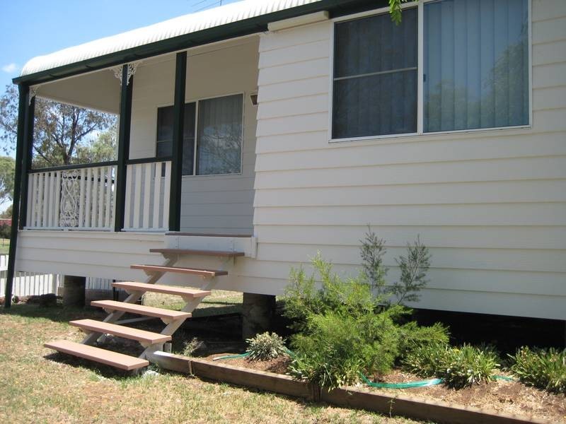 2/70 Bunya Street, Dalby QLD 4405