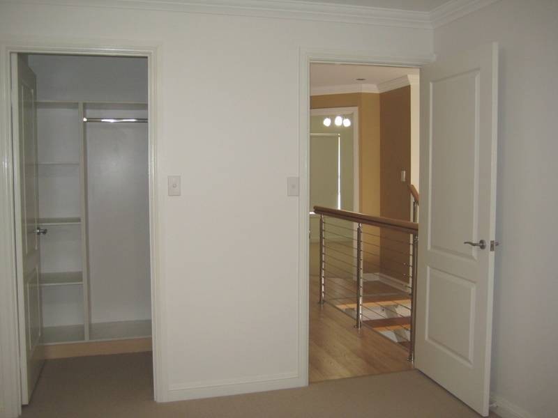 8 Montclair Close (Residence 1), Dalby QLD 4405