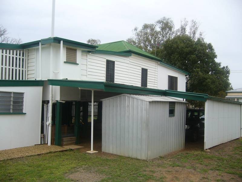 9 Amos Street, Dalby QLD 4405