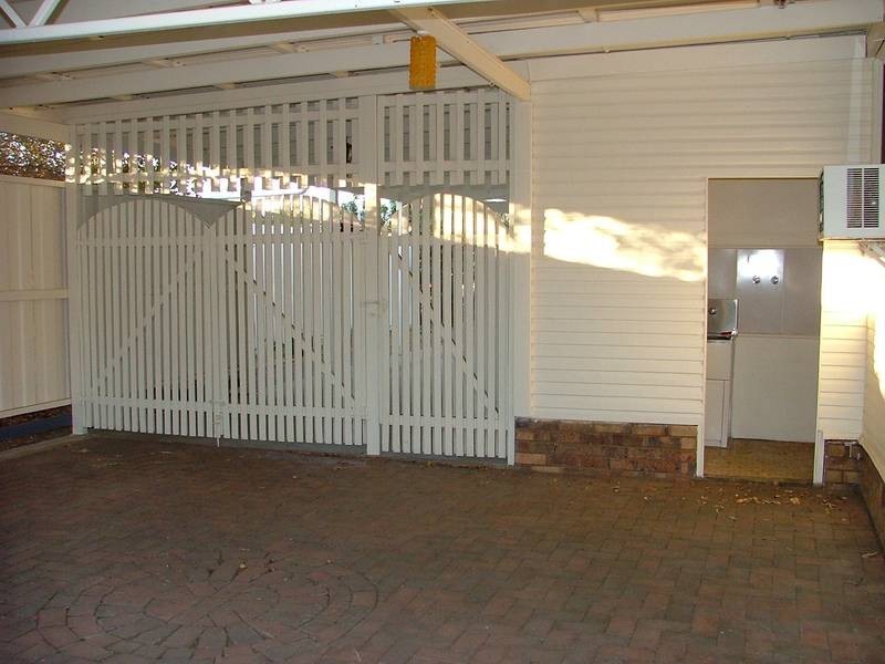 4 Connelly Street, Dalby QLD 4405