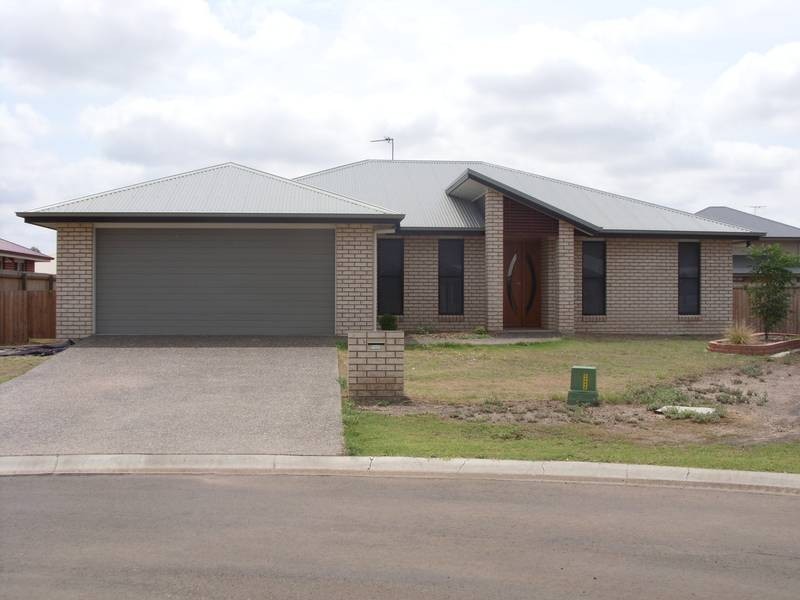 5 Turnberry Way, Dalby QLD 4405
