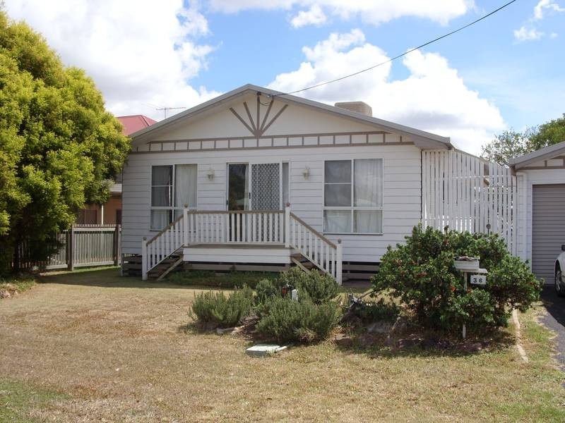36 College Crs, Dalby QLD 4405