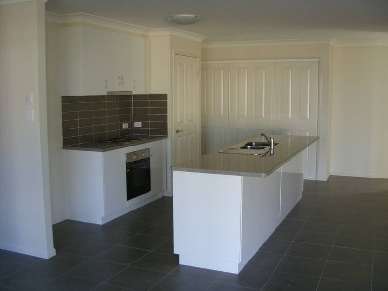 16 Glen Eagles Drive, Dalby QLD 4405