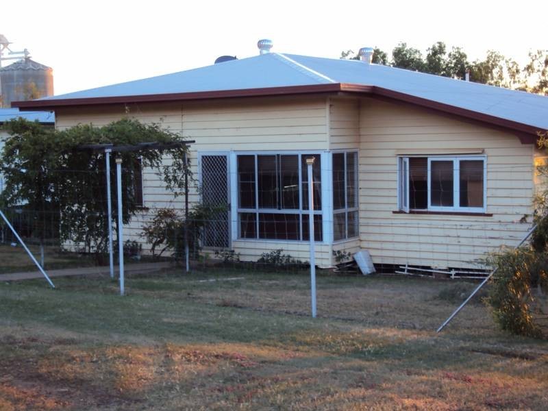 62 Wallace Street, Bell QLD 4408