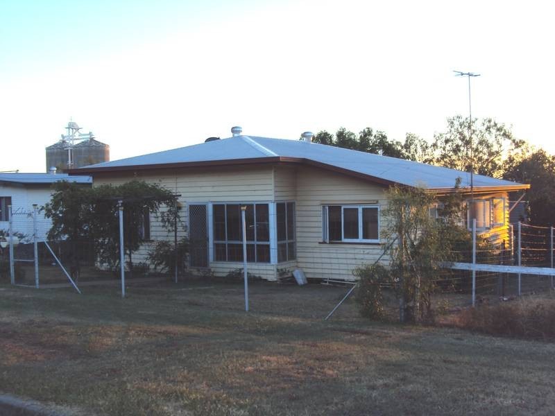 62 Wallace Street, Bell QLD 4408