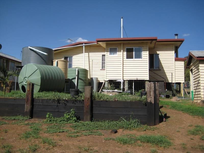 62 Wallace Street, Bell QLD 4408