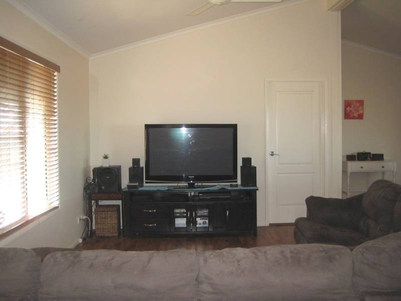 143 Blaxland Rd, Dalby QLD 4405