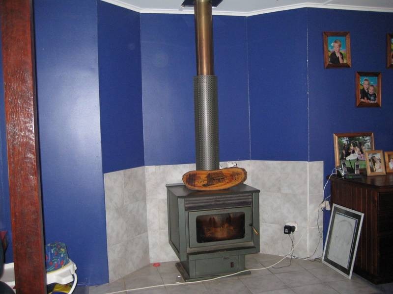 16 Nicholson St, Dalby QLD 4405