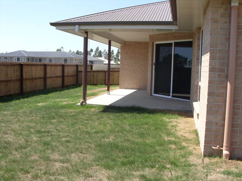 6 Diggers Drive, Dalby QLD 4405