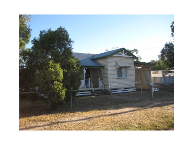 2 Loam St, Dalby QLD 4405