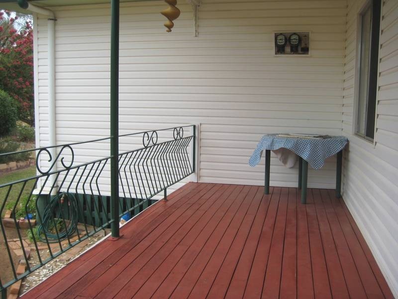 64 Wallace St, Bell QLD 4408