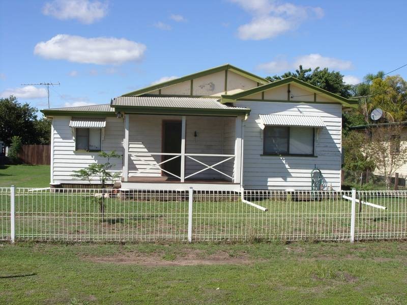 133 Pratten St, Dalby QLD 4405