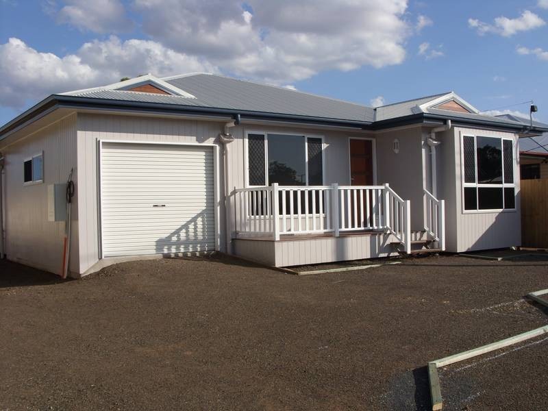 1, 2 & 3/144 Condamine St, Dalby QLD 4405
