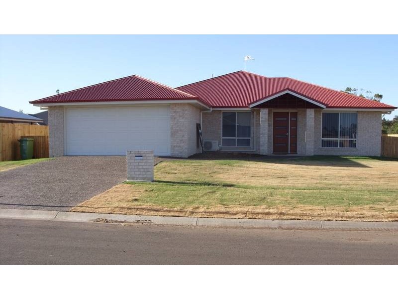 12 Glen Eagles Drive, Dalby QLD 4405