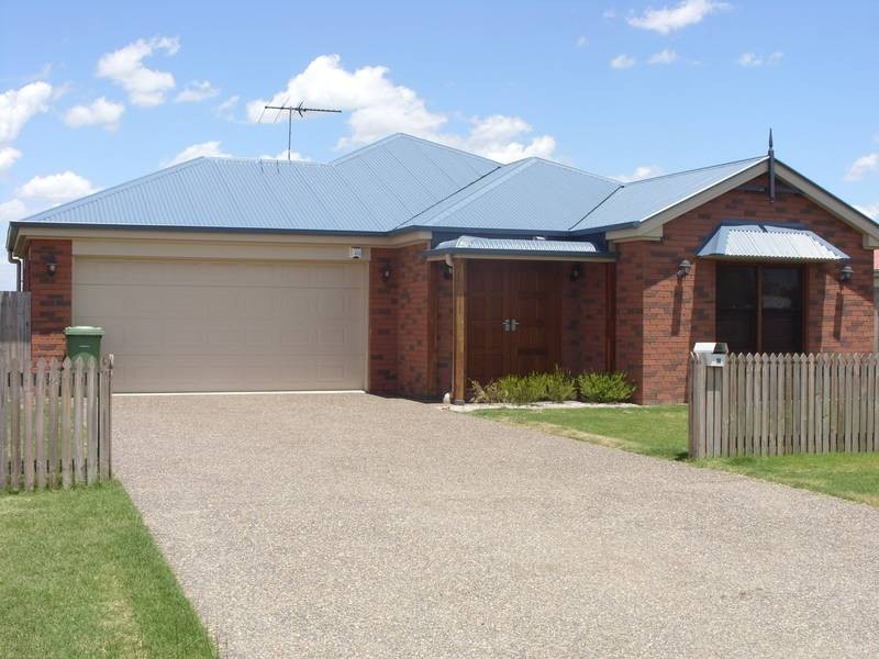 18 Branch Creek Rd, Dalby QLD 4405