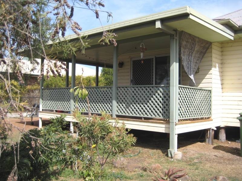 124 Drayton St, Dalby QLD 4405