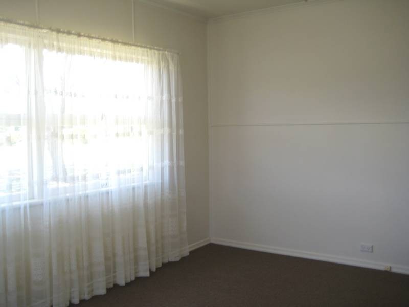 8 Moreton Street, Dalby QLD 4405