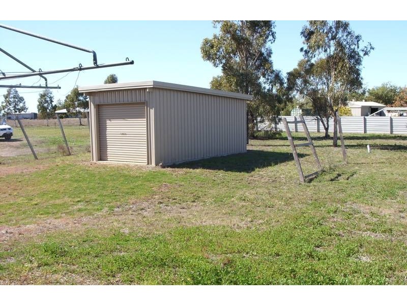 34 Owen St, Dalby QLD 4405