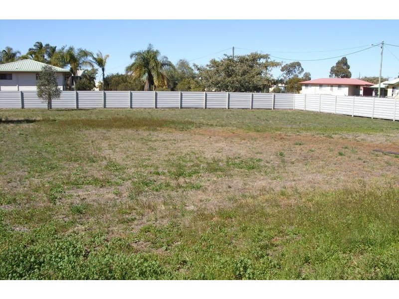 34 Owen St, Dalby QLD 4405